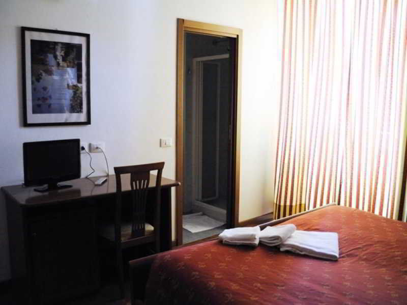 Hotel Edy Milano Ngoại thất bức ảnh