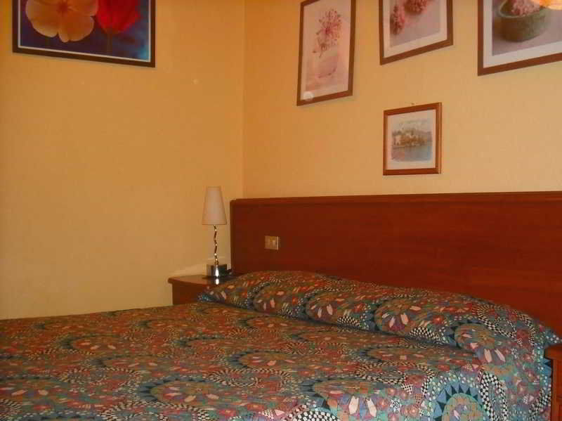 Hotel Edy Milano Ngoại thất bức ảnh